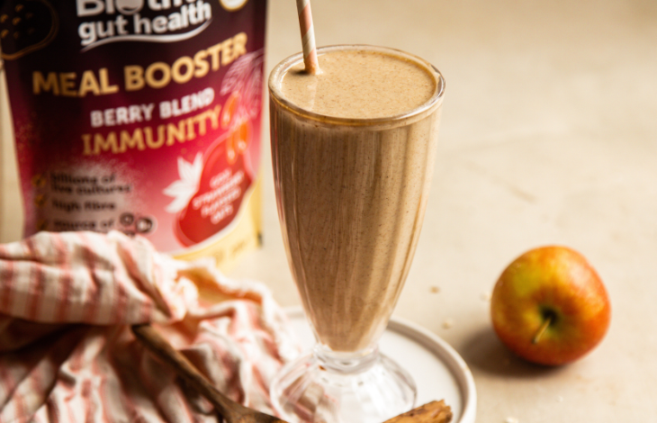 Delicious & Healthy Apple Pie Smoothie Recipe!