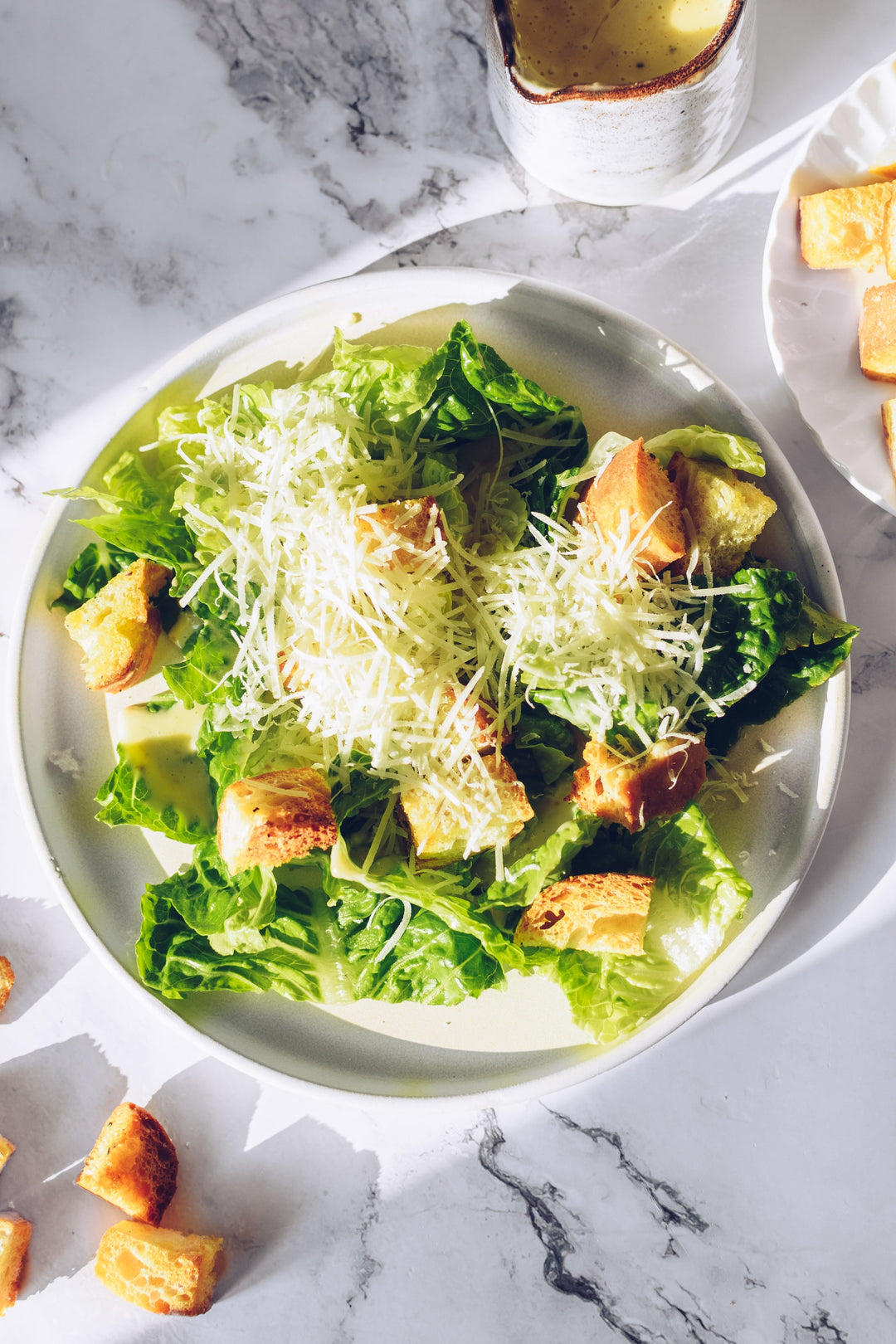 Healthy Kefir Caesar Salad with Biotiful Original Yogurt Kefir